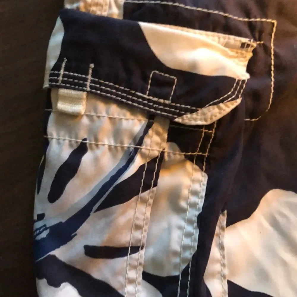 Hollister size medium cargo swimming trunks great condition